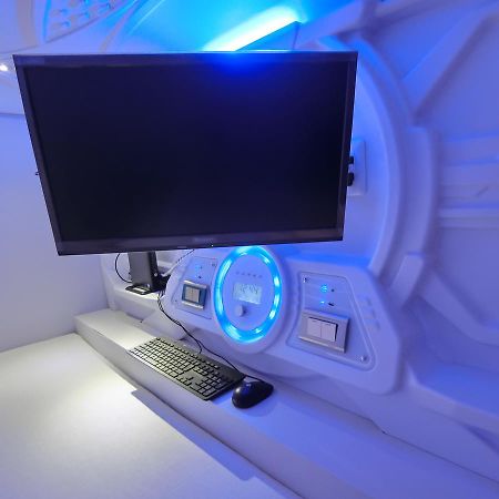 Capsule Hotel Manyudo Kyōto Exterior foto